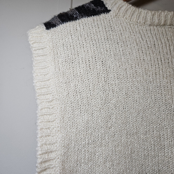 Haberdashery collection by personal VIntage Sweater Vest Petite Large Fairisle - Picture 9 of 16